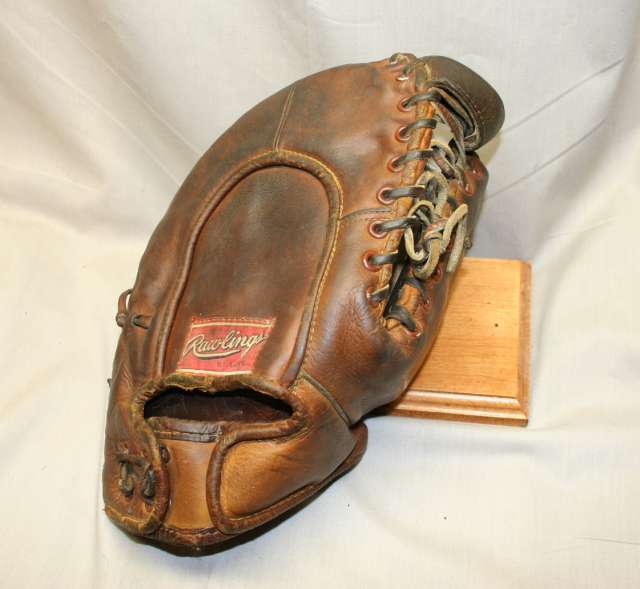 George Sisler Rawlings GS Single Tunnel Web Back